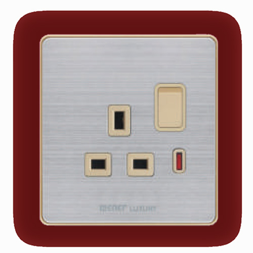13 A Socket With Switch